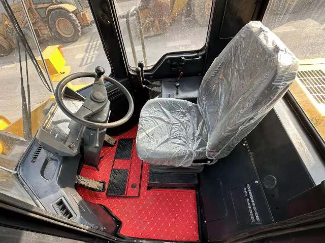 Komatsu WA380 Loader Cab