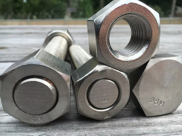 ASTM A193 B8 Threaded Bolt (5)