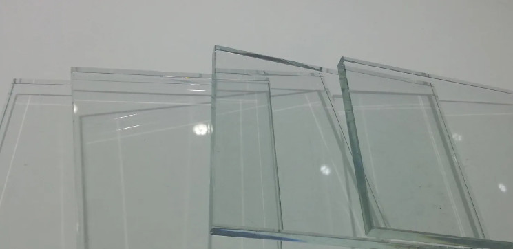 International Standard High Quality Ultra Clear Glass