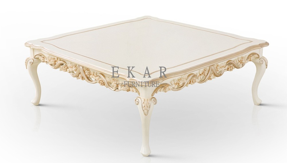 Living room french provincial coffee table / carved coffee table