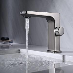 China Modern Nickel Bathroom Vanity Faucet Single Hole With Drain ‎5Inch wholesale