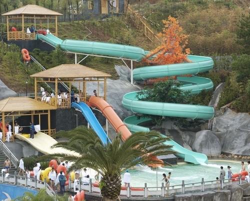 Indoor / Outdoor Fiberglass Water Slides Games For Kids / Family Holiday Resort