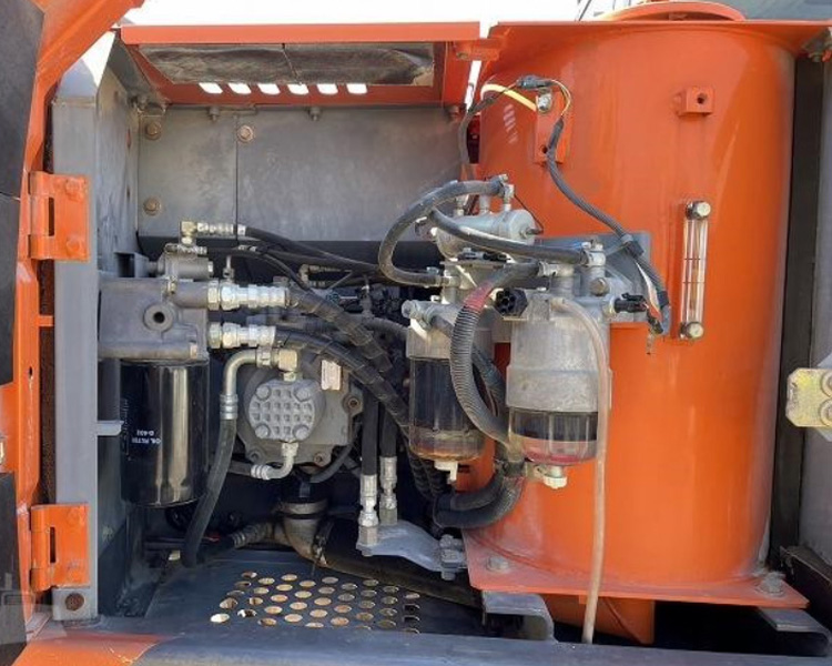 Construction Digging Hitachi EX-120-2 With Track Adjuster And 120 Panel