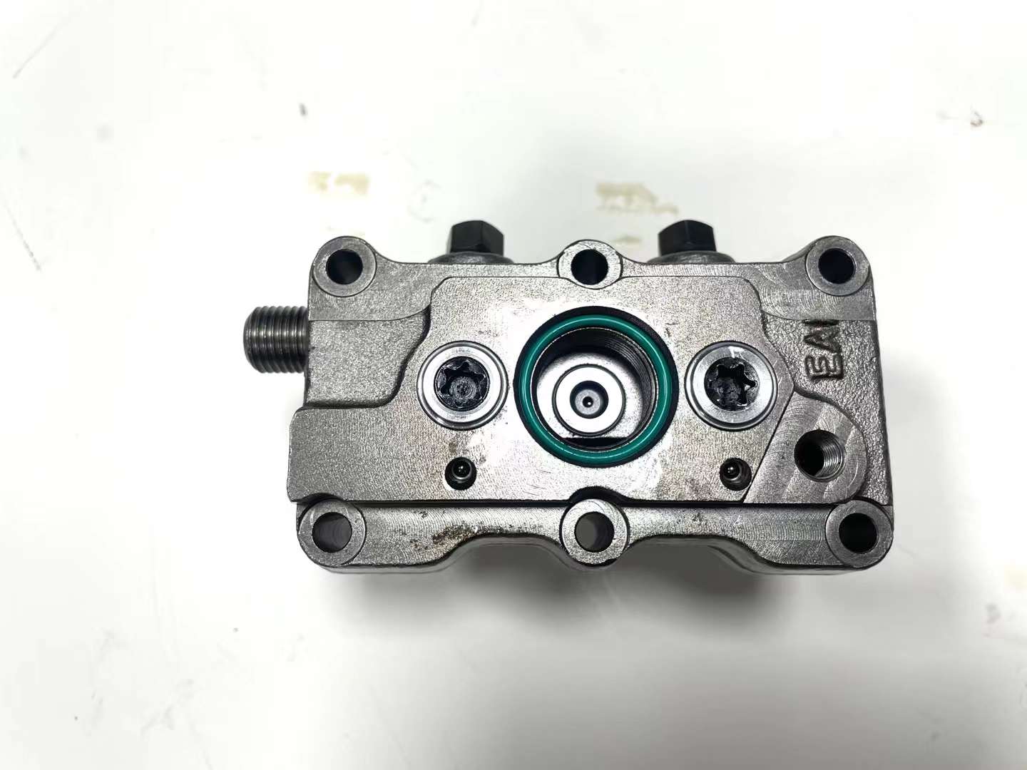 CAT320D Excavator Hydraulic Parts Pump Head For C6.4 C6.6 C4.2 C4.4 Engine